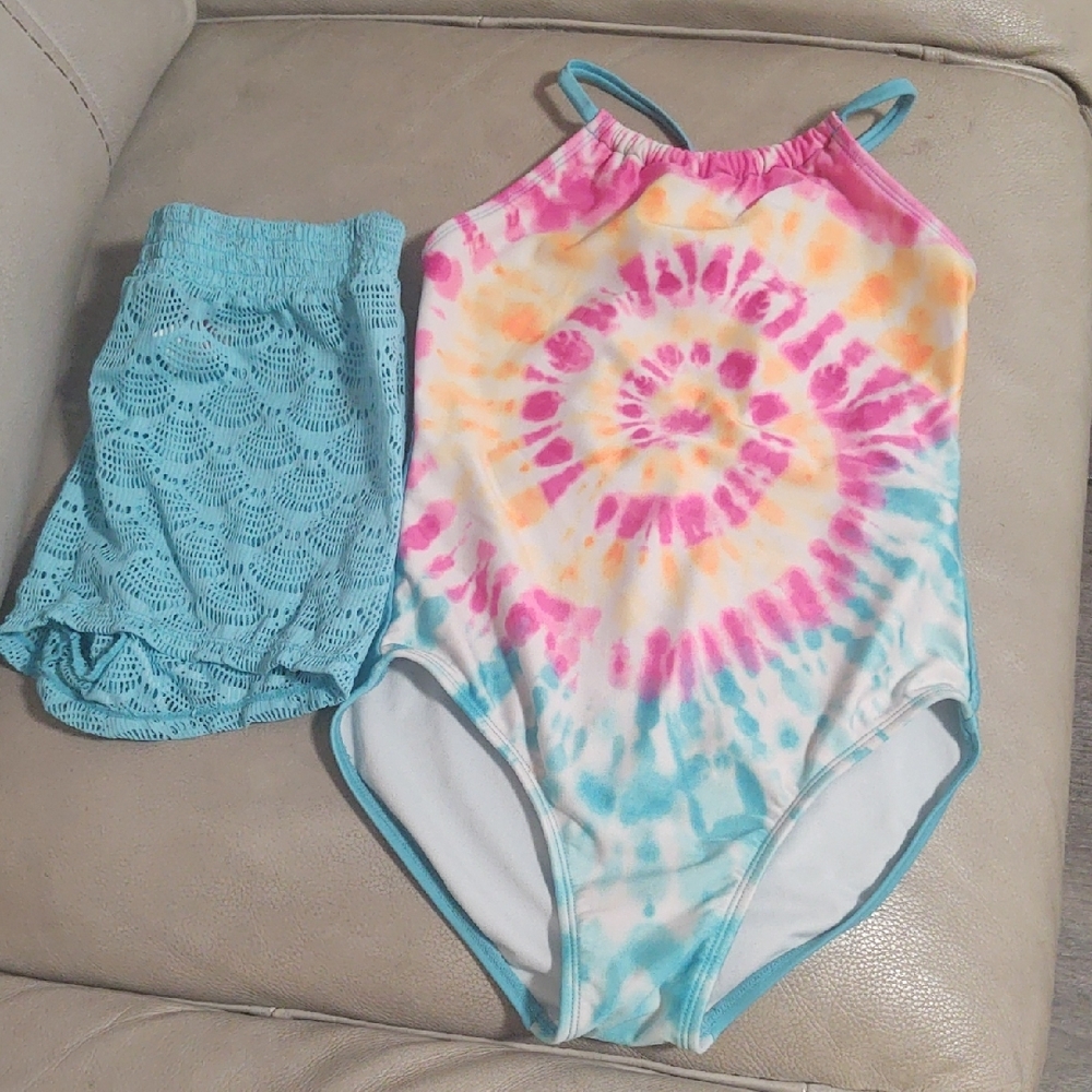 SOLD Cat & Jack Girl's Tie-Dye One Piece Swimsuit With Matching Shorts